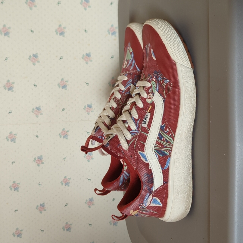 SOLD Vans HAWAIIAN JUNGLE ULTRARANGE EXO SE Shoes Mens Size 9.5